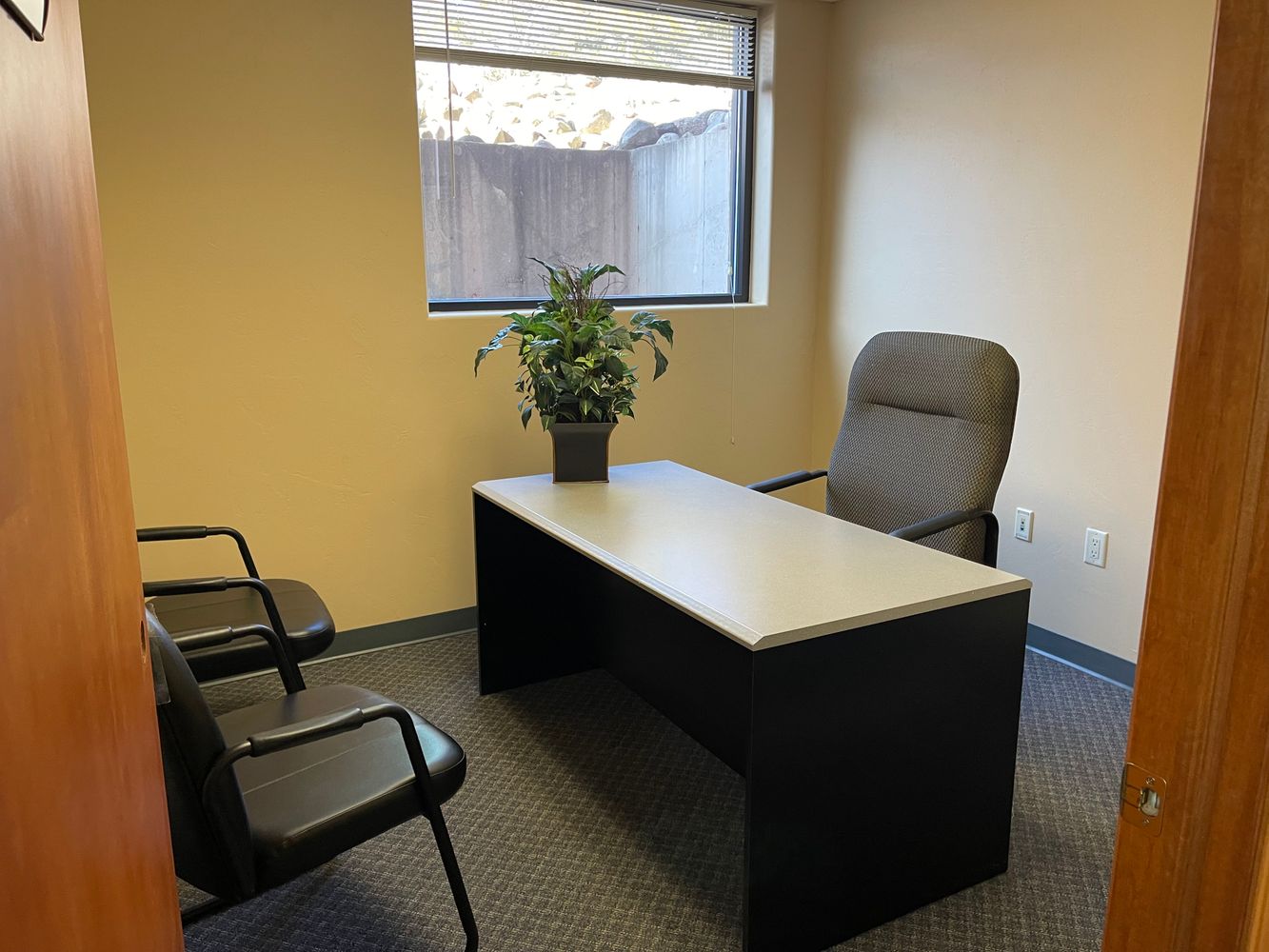 Executive Office Suites Verlin 2325 Verlin Rd, Green Bay, WI 54311